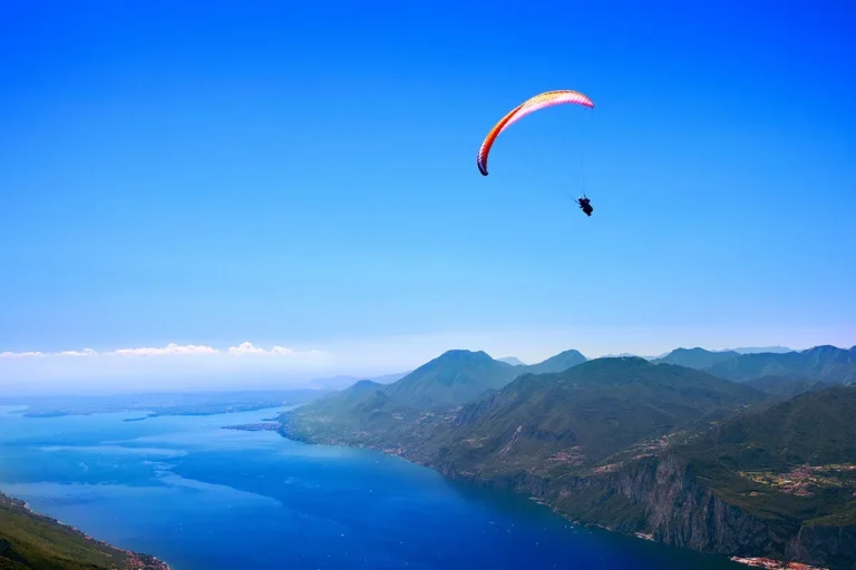 paragliding garda main